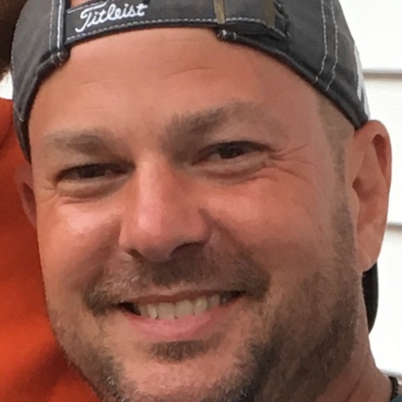 Meet your Posher, Rich - Picture 2 of 5